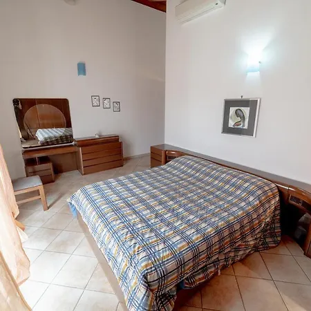 Apartman Il Melograno Casa Vacanze